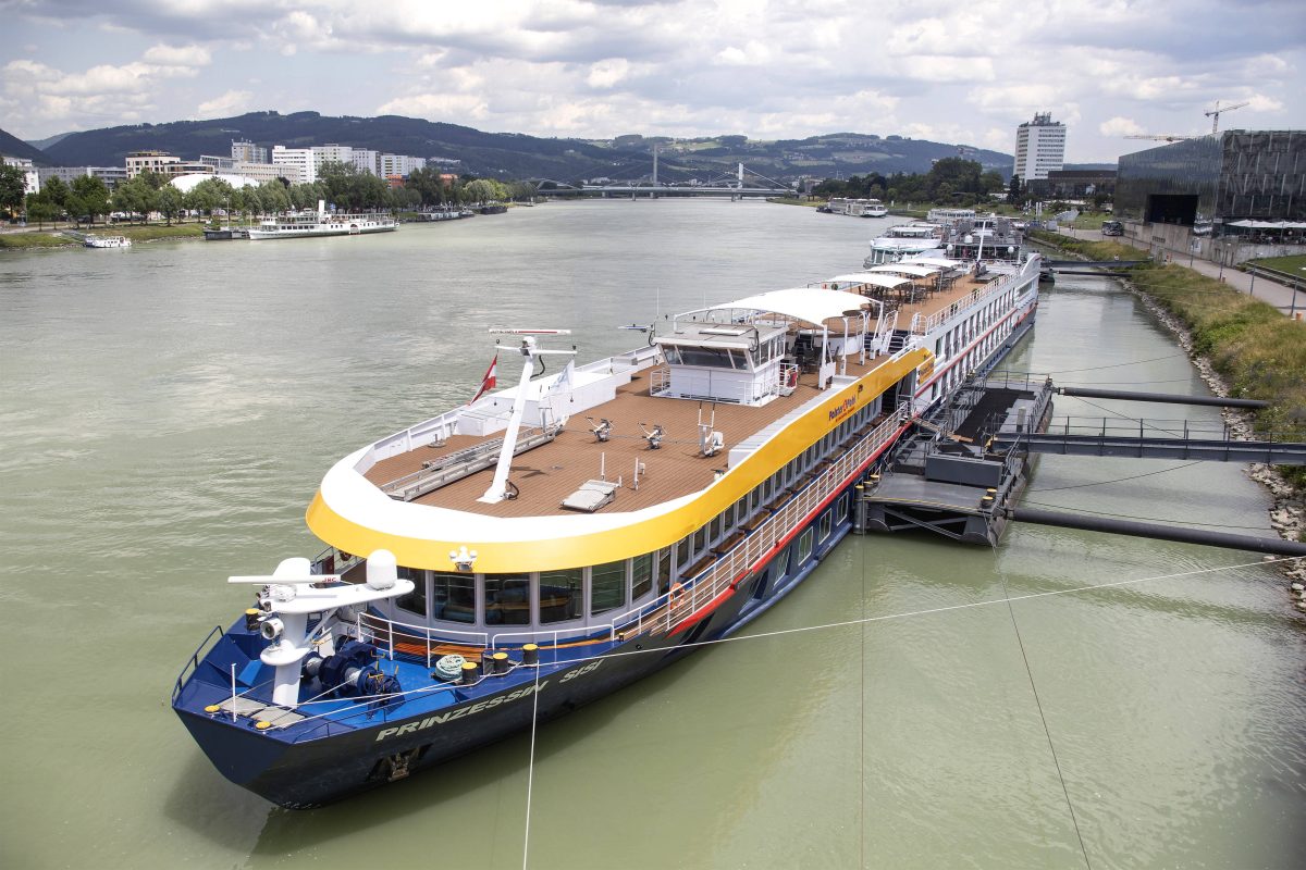 Kreuzfahrt: Schiffe dürfen auf der Donau wegen dem Hochwasser nicht mehr fahren.