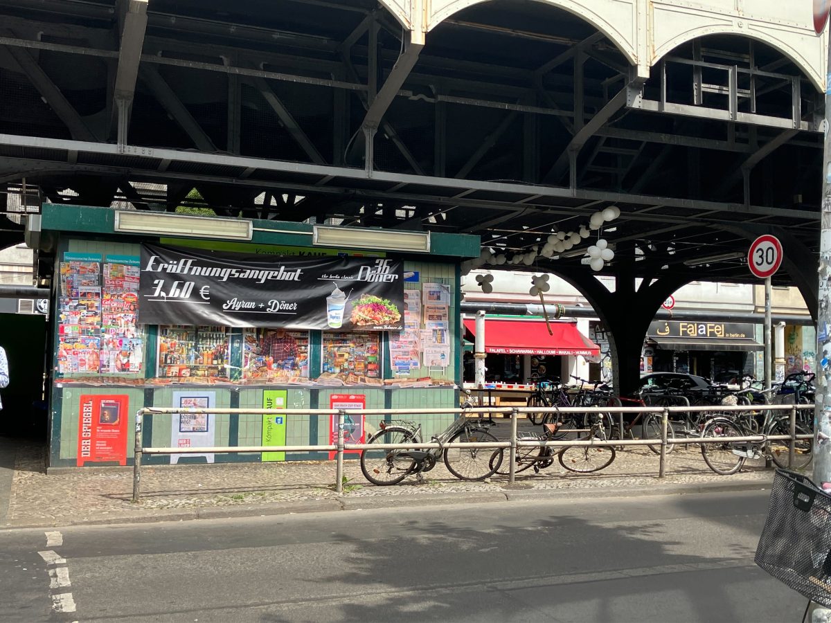 Es gibt einen neuen DÃ¶ner in Berlin-Kreuzberg. Der 36 DÃ¶ner hat einen berÃ¼hmten Besitzer und befindet sich am GÃ¶rlitzer Bahnhof.