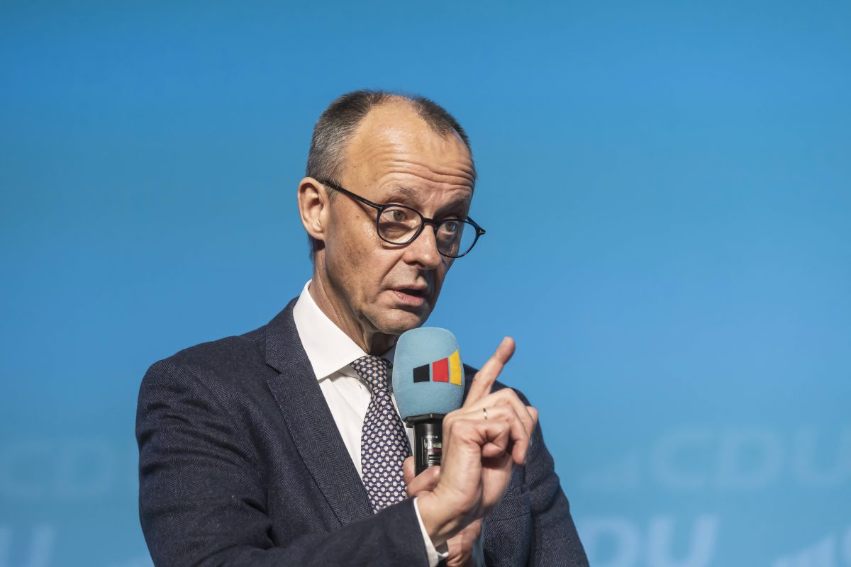 Friedrich Merz erzÃ¤hlt in Sachen Kindersport Unsinn.